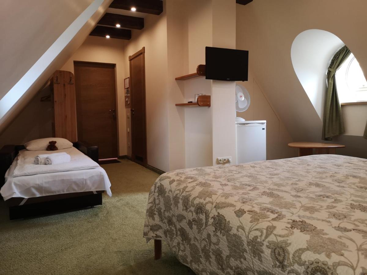 Hotel Senlici Jelgava Bagian luar foto