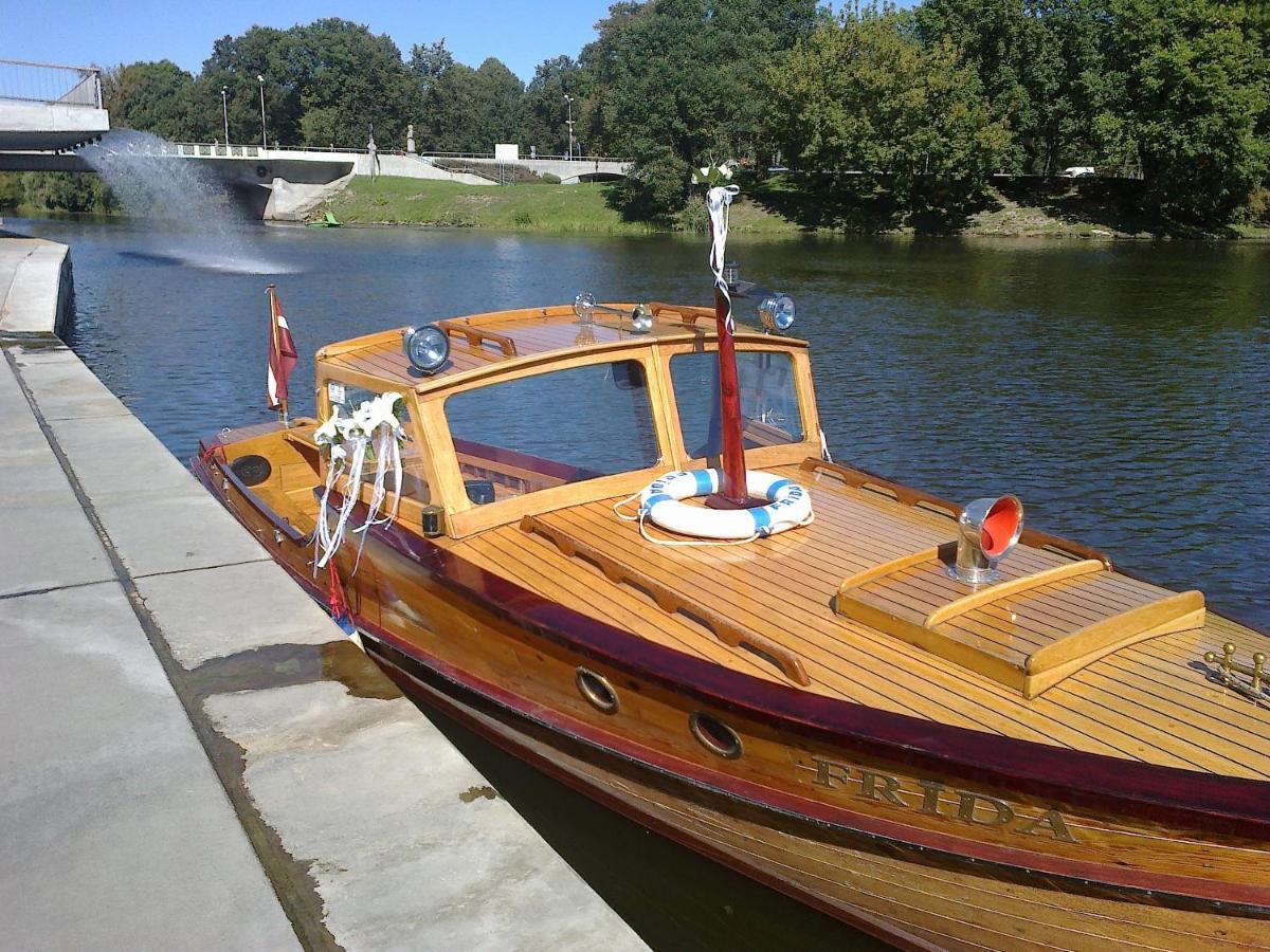 Hotel Senlici Jelgava Bagian luar foto
