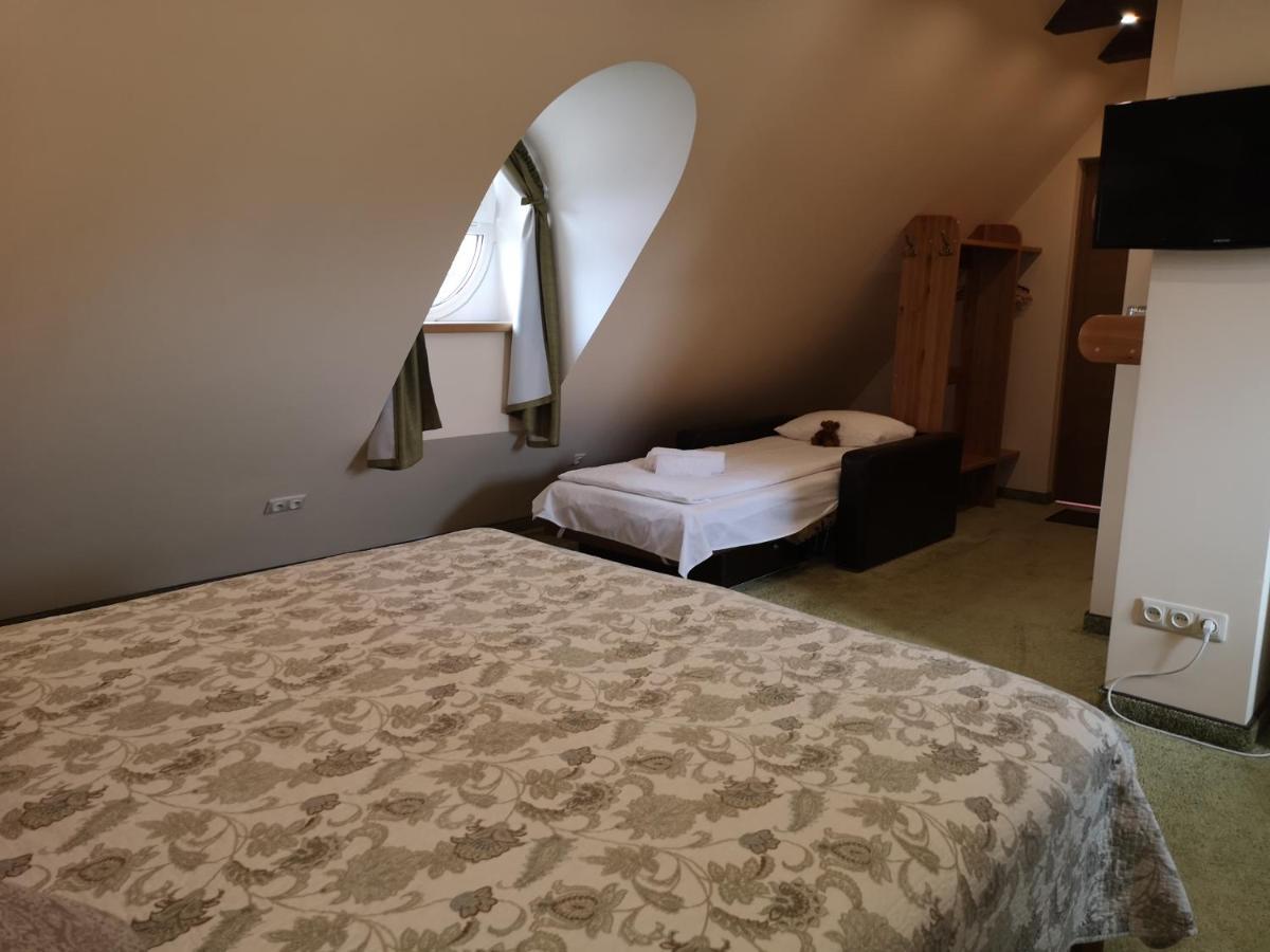 Hotel Senlici Jelgava Bagian luar foto