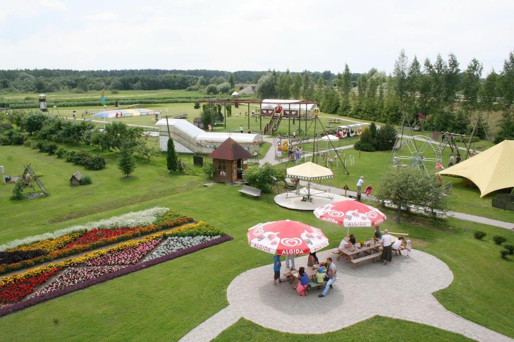 Hotel Senlici Jelgava Bagian luar foto